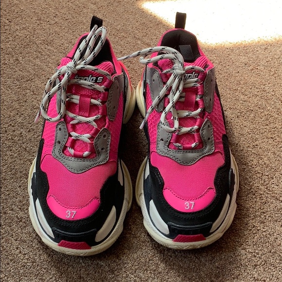 Bapenciaga triple s sneakers - Picture 2 of 3